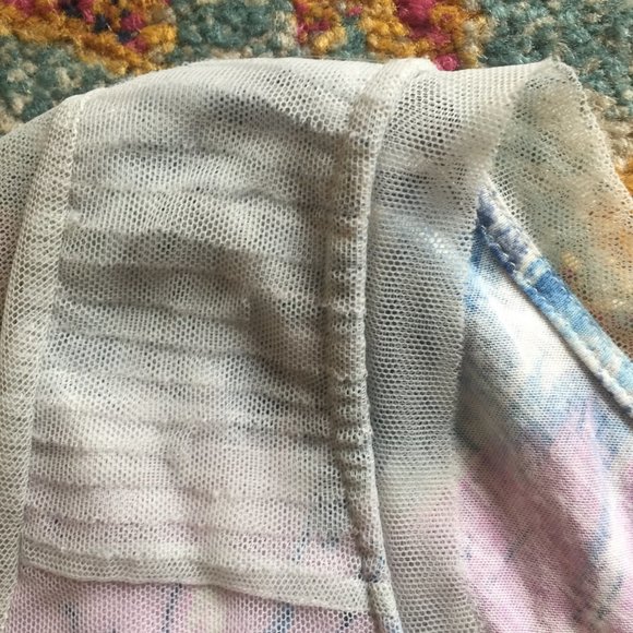 Peplum top with mesh overlay - Picture 3 of 3